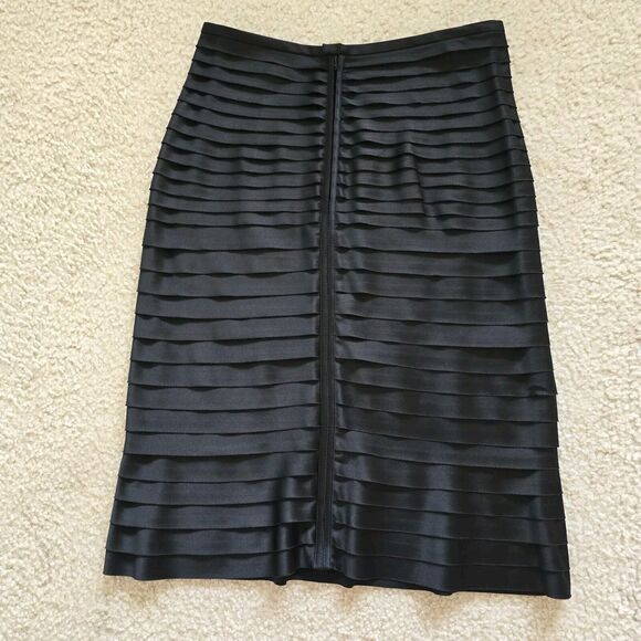 JS Collections Lord and Taylor Black Satin Ruffled Pencil Skirt Size 6 - Picture 3 of 10